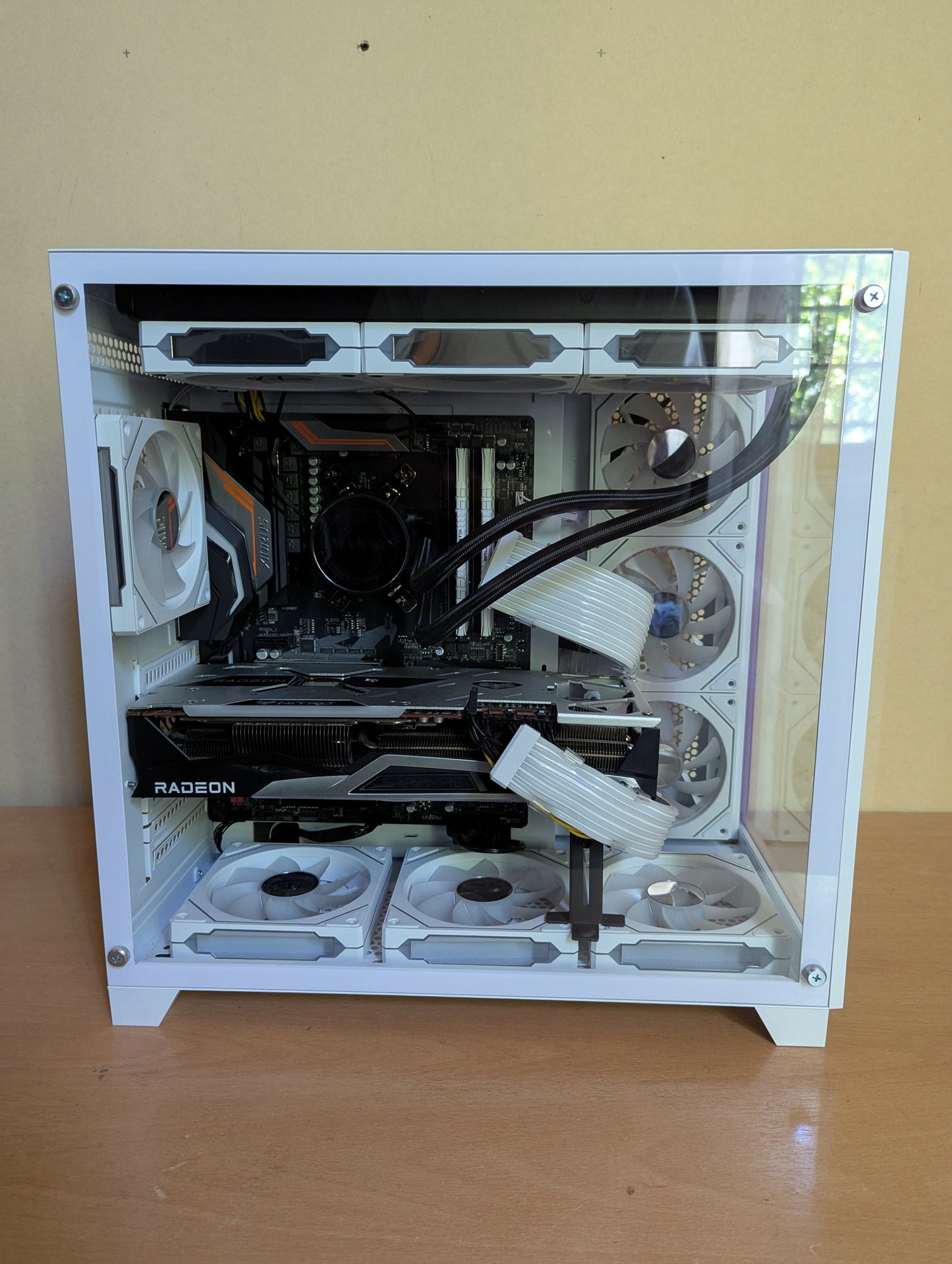 Ryzen 7 5800X + RX 6900 XT 16gb - 2900₾