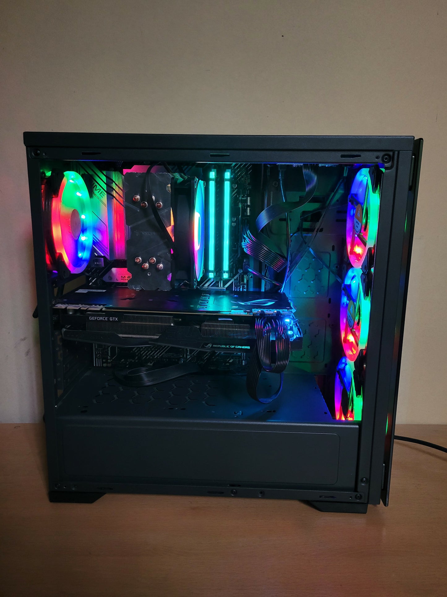 I7 10700 + GTX 1080 TI - 1450ლ