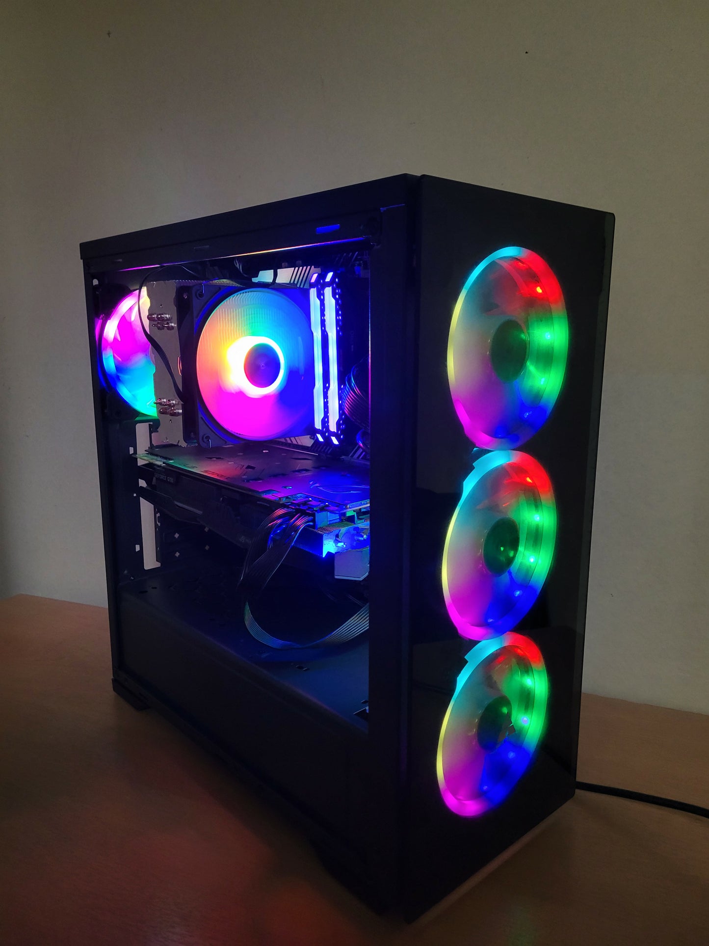 I7 10700 + GTX 1080 TI - 1450ლ